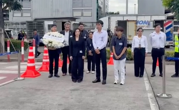 “ฮลุน โซโล่” กลับถึงไทยแล้ว เตรียมส่งชันสูตร - เปิดกำหนดการสวดอภิธรรมเบื้องต้น