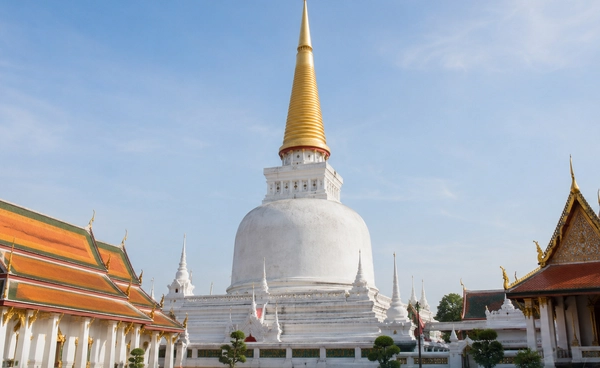 สรุปดราม่า พระลูกวัดพระมหาธาตุฯ ยื่นซองเรี่ยไรนักท่องเที่ยว วัดสั่งสอบวินัยขั้นเด็ดขาด