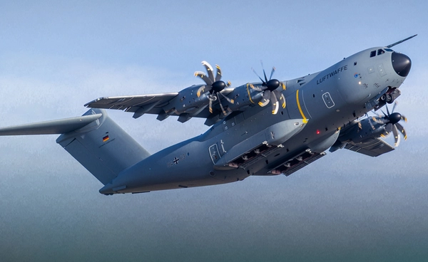 บริษัท Airbus พลิกโฉม A400M จากเครื่องบินลำเลียงสู่ยานแม่ปล่อยขีปนาวุธและโดรนรบเต็มอัตราศึก
