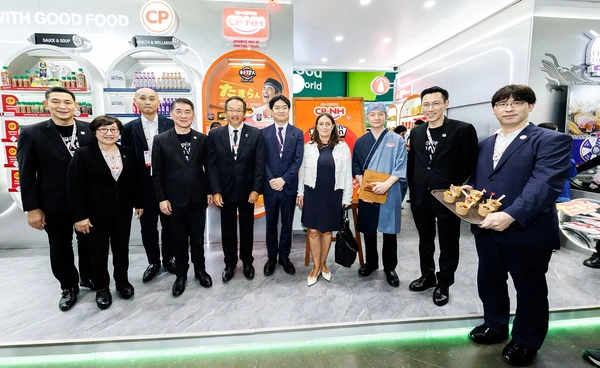 คณะทูตนานาประเทศ ร่วมชมนวัตกรรมอาหารไทย CPF ในงาน THAIFEX