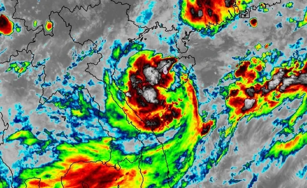 พายุ “โซเดล” ฟื้นคืนชีพ! กลายเป็นโซนร้อนอีกครั้ง ทำจีน-ไต้หวันฝนตกหนัก