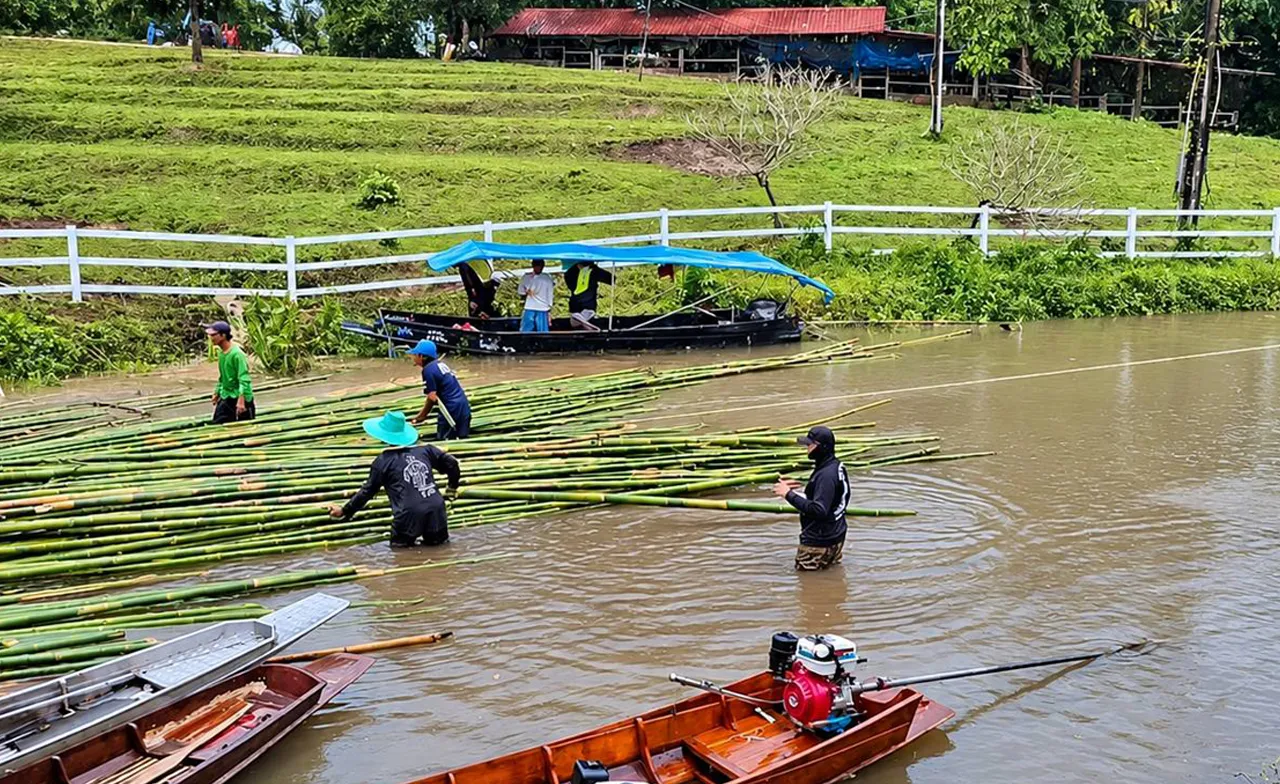 ตชด.สร้างสะพานไม้ไผ่ 200 เมตร ช่วย 68 ครอบครัวสังขละบุรี