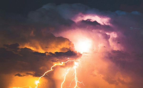 อุตุฯ เตือน 27 จังหวัด "ฝนตกหนัก" เช็กเลยมีที่ไหนบ้าง?