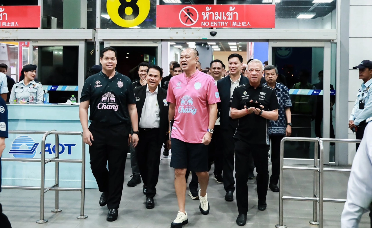 “พิพัฒน์-นิพนธ์-สรรเพชร” ต้อนรับ “เนวิน” นำทัพบุรีรัมย์เยือนสงขลา