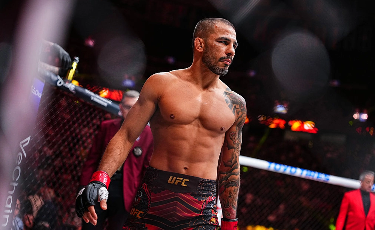 ปานโทจาลั่นพร้อมล้างตาแวน ทวงบัลลังก์แชมป์ UFC ที่บราซิล
