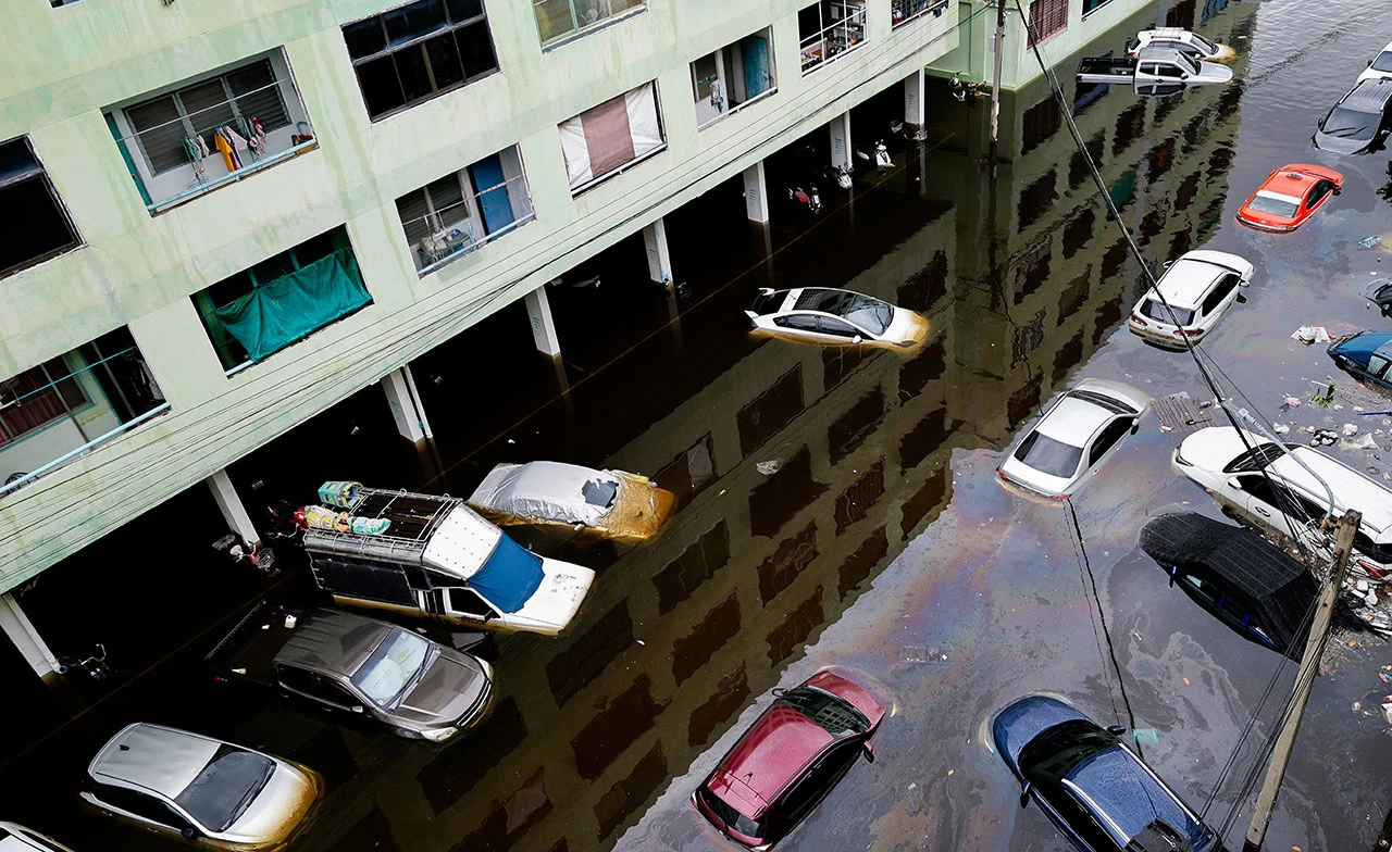 เยียวยาน้ำท่วมกทม. จ่าย 9,000 บาทต่อครัวเรือน กันงบกลาง 2,000 ล้าน