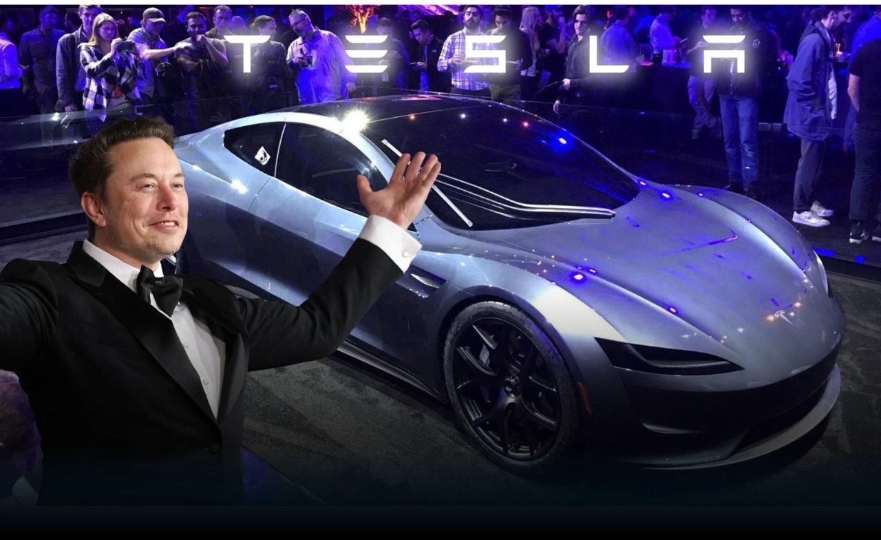"มัสก์" เปิดตัว Tesla Roadster 1 ต.ค. ไฮไลต์ไอพ่น SpaceX