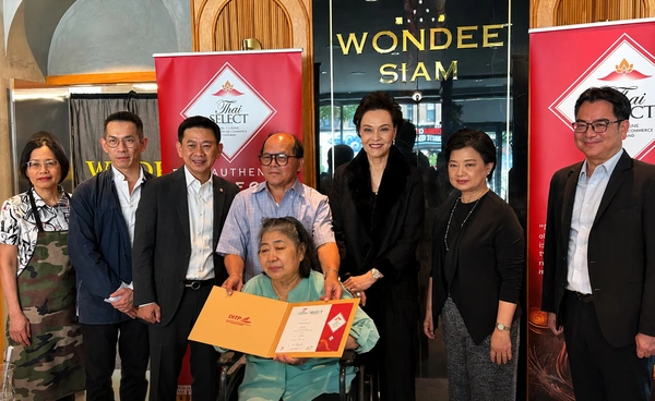 “ศุภจี” เยี่ยมร้าน Wondee Siam กลางนิวยอร์ก ชูตรา Thai SELECT การันตีคุณภาพอาหารไทย