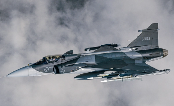 ยูเครนซื้อ Gripen E 16 ลำ อย่างเป็นทางการ มูลค่า 86,000 ล้านบาท ส่งมอบ 2029 - 2030 นี้