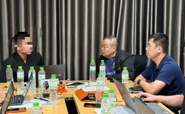 รวบแก๊งคอลเซนเตอร์ 4 ชาติ ฟอกเงินผ่านออมทอง คาห้าง