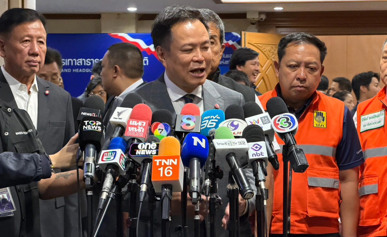 “นายก” แจงปมแจกเงินชาวบ้านน้ำท่วม เพราะถุงยังชีพหมด