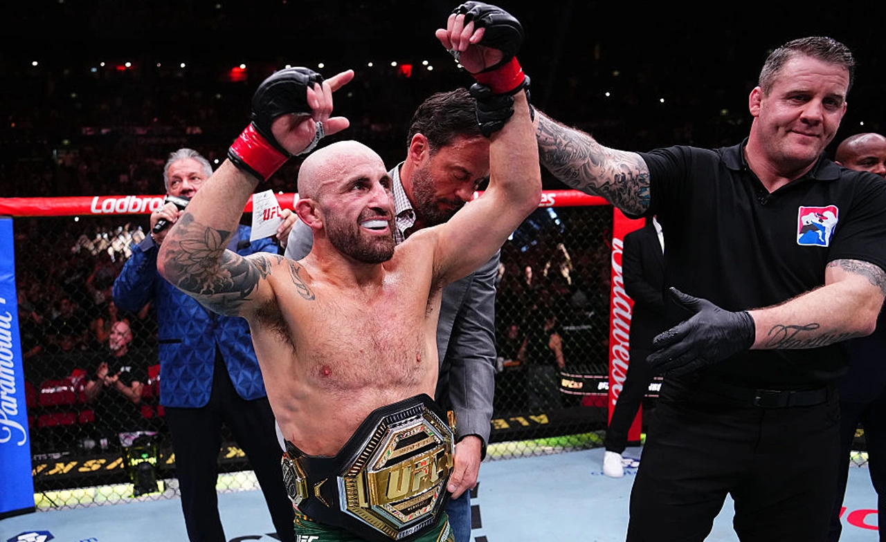 โวลคานอฟสกี ลั่นมีทีเด็ด! ก่อนขึ้นป้องกันแชมป์ UFC