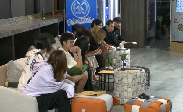 บ้าน TRUE AF2026 เงียบ 1 วัน หลัง 12 นักล่าฝันถูกลงโทษห้ามคุยกัน