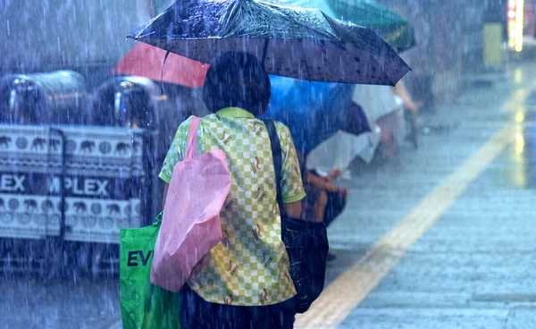 พยากรณ์อากาศวันนี้ 13 สิงหาคม 2569 เตือนทั่วไทยระวังฝนตกหนัก กทม. มีฝน 60%