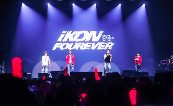 คอนเสิร์ต “iKON FOUREVER WORLD TOUR IN THAILAND”