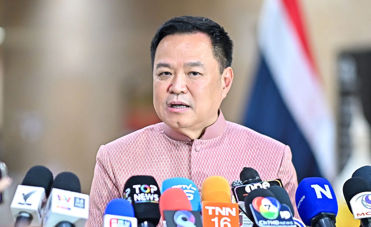 นายกฯ ชี้รื้อสูตรราคาน้ำมันในรอบ 22 ปี ลดต้นทุน-ลดภาระของคนไทย 