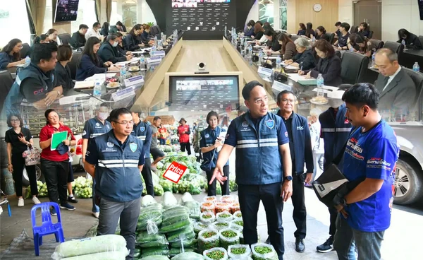 พาณิชย์ ถก"ห้าง-ตลาดสด "คุมราคาสินค้า