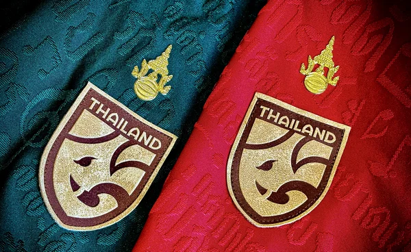ทีมชาติไทย สวมชุดแดงเยือน ลาว AFF นำกติกาใหม่ฟุตบอลโลกปรับใช้