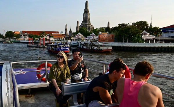 ต่างชาติเที่ยวไทยแตะ 20.81 ล้านคน รายได้สะสมทะลุ 1 ล้านล้านบาท