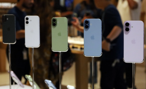 ตปท.ลือ “iPhone 17” ขึ้นราคาในเดือนนี้ หลังแบกต้นทุนที่พุ่งเพราะชิปหายไปกับ Data Center ทำ AI ไม่ไหวแล้ว