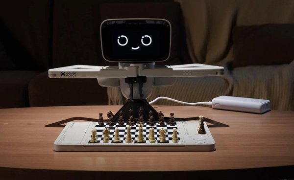 AI เขย่าวงการหมากรุก! SenseRobot Chess Mini ยกกระดานจริงสู่โค้ชอัจฉริยะระดับโลก