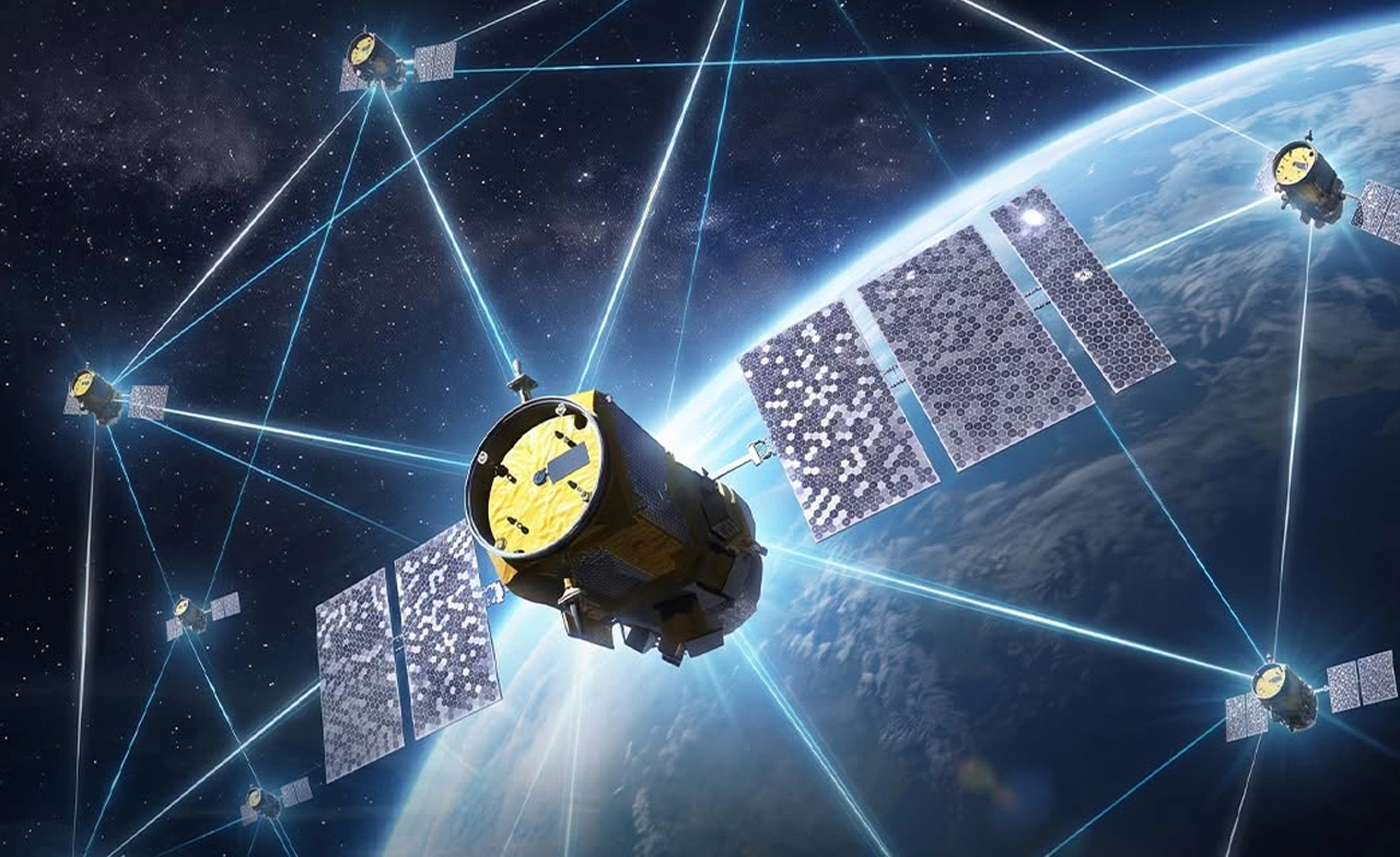 จีนทดสอบดาวเทียม LEO ข้ามขั้วโลกสำเร็จ ท้าชน Starlink