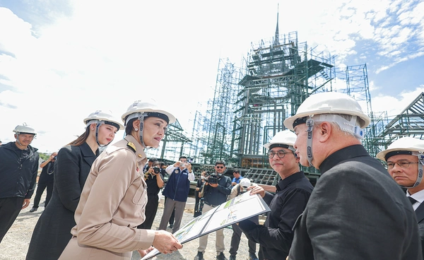 "ศุภจี" ตรวจความคืบหน้าจัดสร้าง "พระเมรุมาศ-ราชรถ" งานพระราชพิธีถวายพระเพลิงพระบรมศพ สมเด็จพระพันปีหลวง