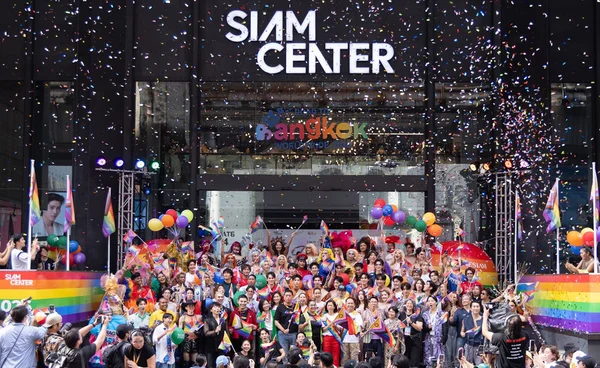 สยามพิวรรธน์ ร่วมขบวน Bangkok Pride Parade สุดยิ่งใหญ่ 