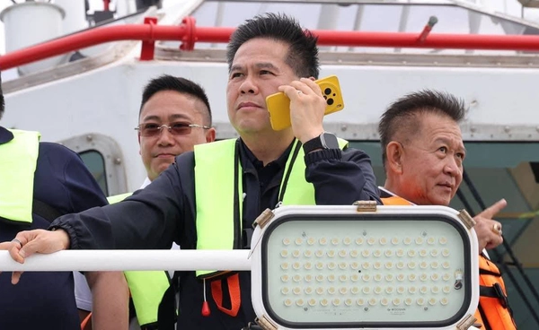 "วราวุธ" ลงพื้นที่มาบตาพุด รับฟังเอกชน ชู 5 แนวทางยกระดับอุตสาหกรรมไทย