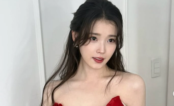 ทำดีต่อเนื่อง "ไอยู" บริจาคเงินช่วยเหลือผู้ยากไร้ในยางพยองเป็นปีที่ 6