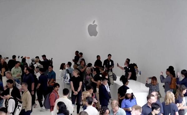 Apple จ่อขึ้นราคา iPhone และสินค้าอื่น ๆ หลัง AI ทั่วโลกทำชิปหายจากซัพพลาย ดันราคาพุ่งสูงเกินแบกรับไหว