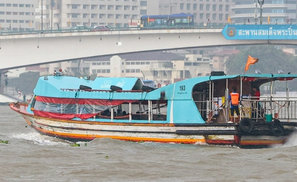 เรือด่วนเจ้าพระยา ประกาศปรับลดค่าโดยสารลง 1 บาท เริ่ม 17 ก.ค.นี้