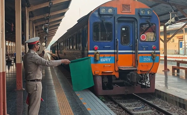 พิษน้ำมันแพง! คนแห่จองรถไฟขาขึ้น 10-12 เม.ย. เต็มทุกขบวน