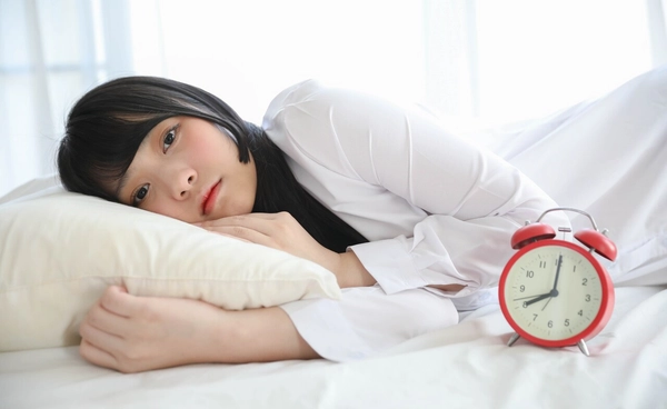 "นอนพักแล้วรู้สึกผิด" เสียงในหัวบอกขยันไม่พอ คุณอาจกำลังเจอกับภาวะ "Rest Guilt"