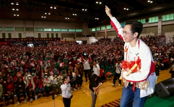 "ยศชนัน" ลุยขอคะแนนคนเหนือโค้งสุดท้าย อ้อนชาวเชียงใหม่ ขอเป็นนายกฯ คนที่ 33