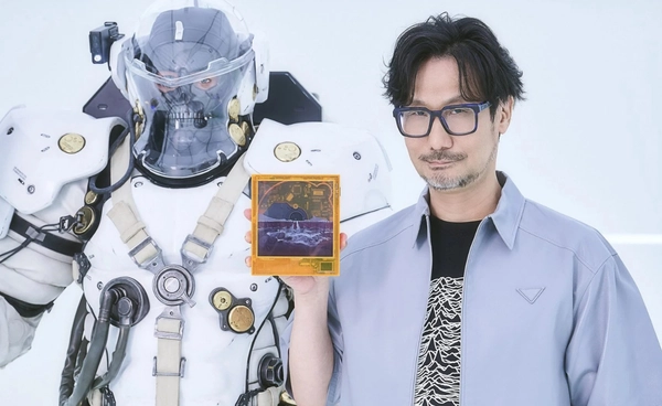 เครื่องเล่น CD ทรง BB Pod จากเกม Death Stranding 2