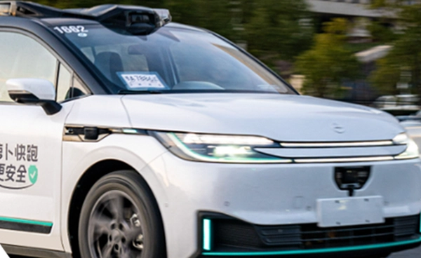 วุ่นทั้งเมือง “Robotaxi” นับร้อยจอดสนิทกลาง “อู่ฮั่น” ทำจราจรเป็นอัมพาต