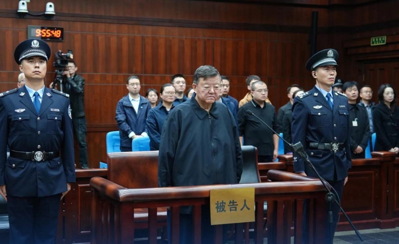 ศาลจีนตัดสินประหารชีวิต เจ้าหน้าที่รัฐรับสินบนกว่า 400 ล้านหยวน