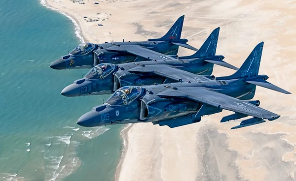 นาวิกโยธินสหรัฐฯ ปลดประจำการ AV-8B Harrier ปิดฉาก Jump Jet ในตำนาน