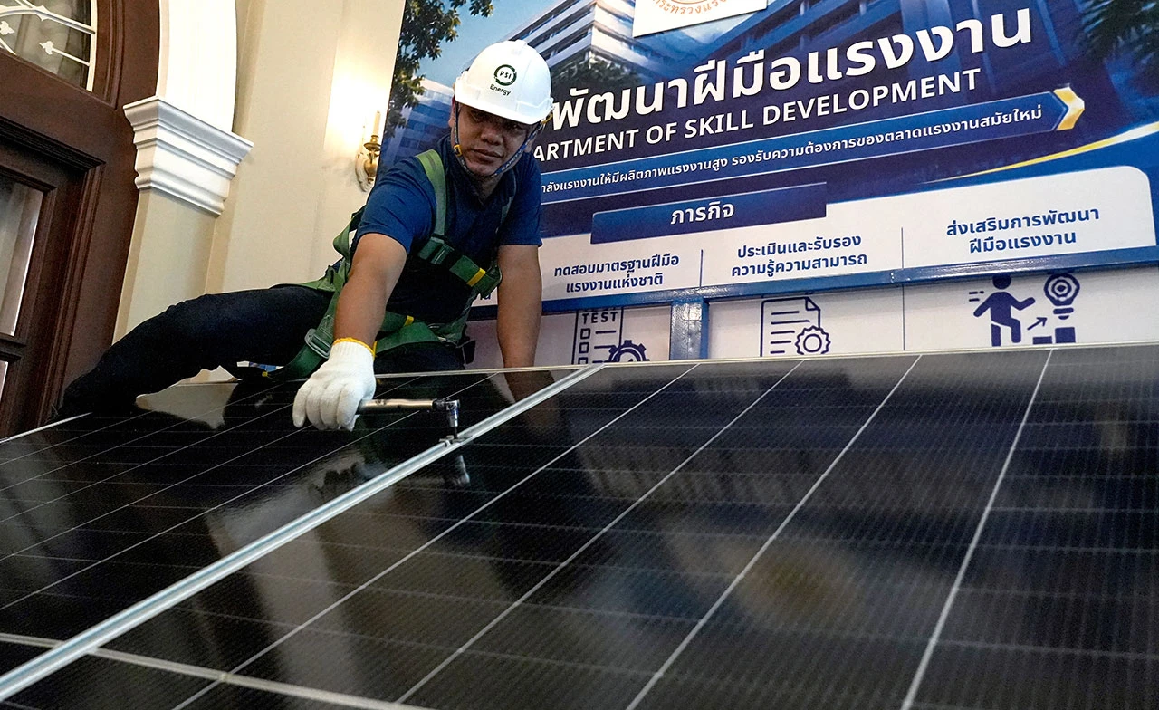 โซลาร์ภาคประชาชน 1 ล้านครัวเรือน เปิดทางผลิตไฟฟ้าเอง ย้ำไม่เอื้อนายทุน