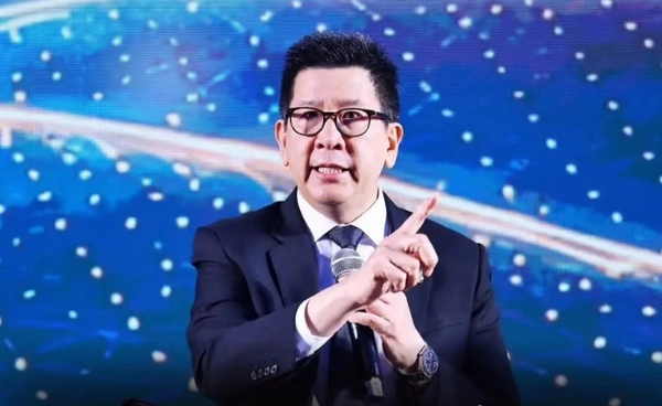 “เอกนิติ” เผยเครื่องยนต์ใหม่เริ่มติด ปักธงพลิกโฉม ศก.ไทยสู่ New Economy