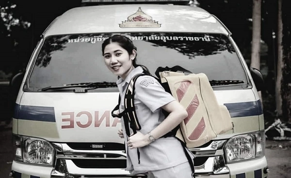อาลัย "น้องจูน" เจ้าพนักงานฉุกเฉินการแพทย์ รพ.น้ำปาด ออกไปช่วยผู้ป่วย ประสบอุบัติเหตุเสียชีวิต