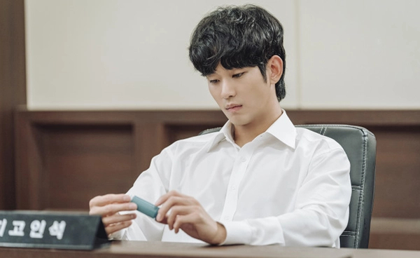 "คิมซูฮยอน" กับความจริงอีกด้าน โลกออนไลน์เริ่มเปลี่ยนทิศหลังข้อมูลใหม่หลุด