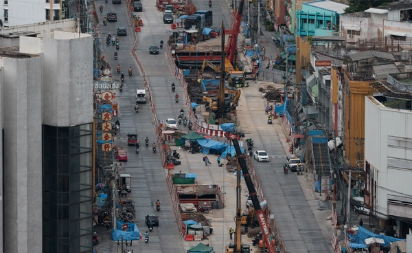 วิศวกรเตือนจับตา 4 สัญญาณเสี่ยง หลังน้ำรั่วอุโมงค์รถไฟฟ้าสีม่วง