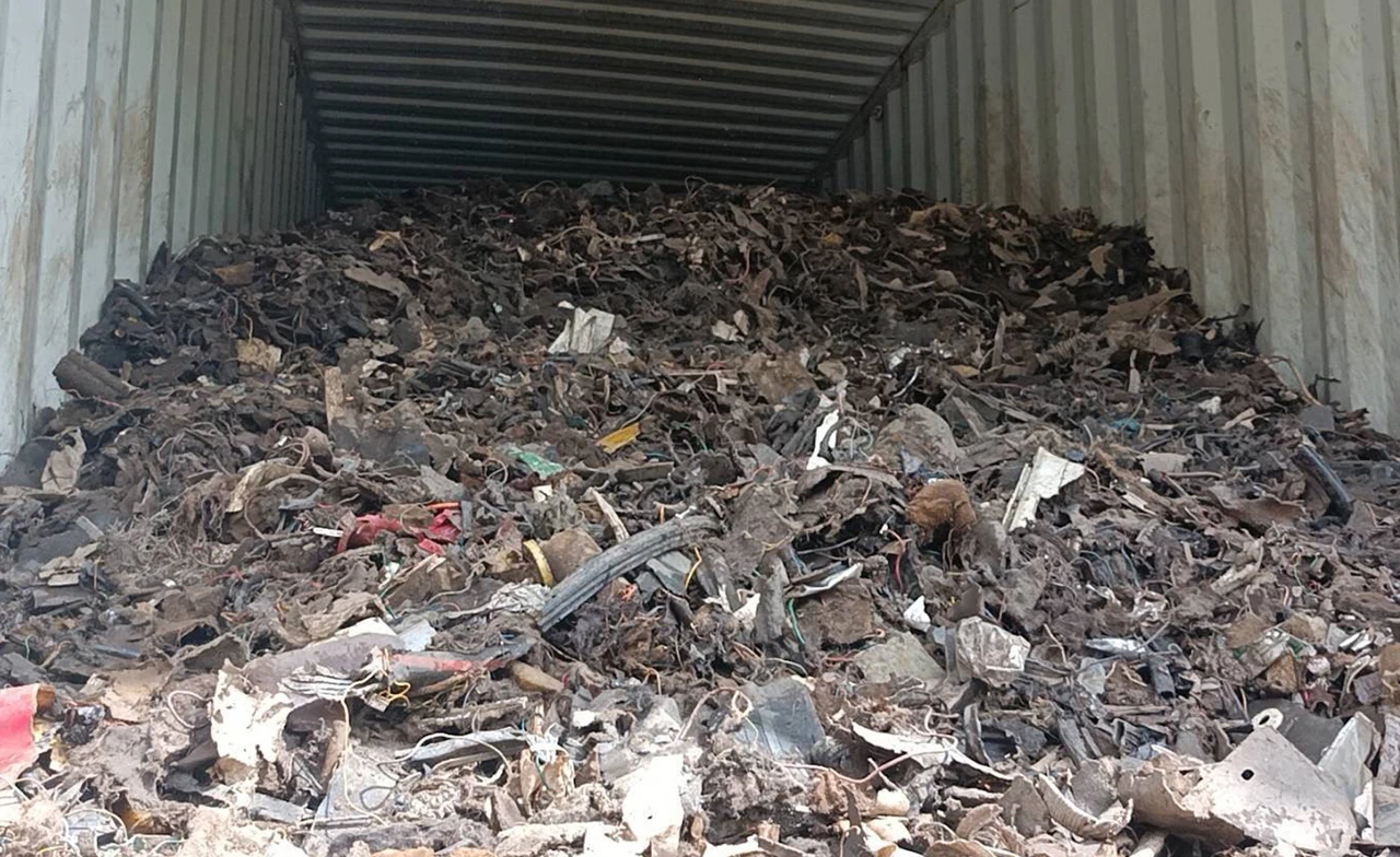 ภูเขาขยะปราจีนบุรี เกิดอะไรขึ้น? เปิดผลตรวจโรงงานรีไซเคิล