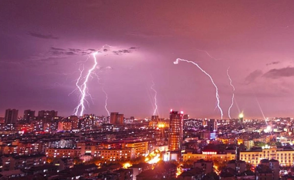 พื้นที่เสี่ยงภัยฝนตกหนักถึงหนักมาก วันที่ 17 พฤษภาคม 2569