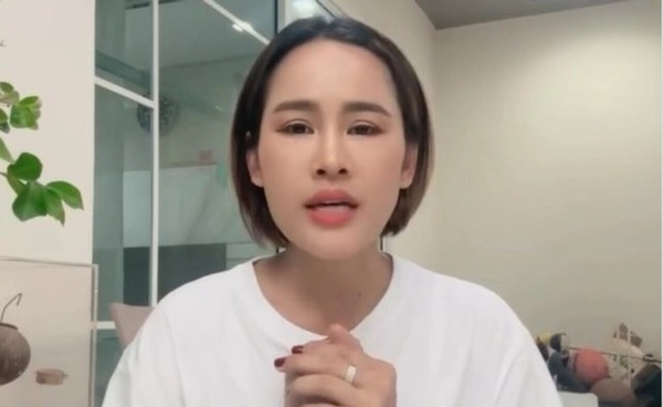 "หนูเล็ก ก่อนบ่าย" แชร์อุทาหรณ์เฉียดตาย! ป่วย "ไข้เลือดออกขั้นวิกฤต" อ้วกเป็นเลือดจนเข้า ICU นอน รพ. กว่า 10 วัน