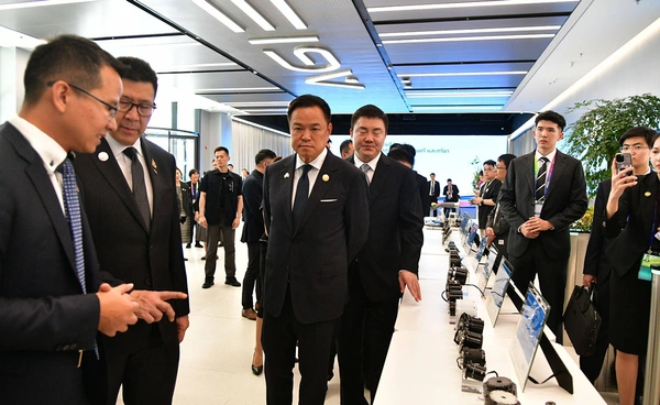 อนุทิน เยี่ยมชมบริษัท Agibot ของจีน แลกเปลี่ยนองค์ความรู้ด้าน AI