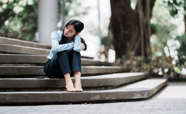 หยุดตีตราผู้ป่วย จิตแพทย์วอนสังคมเลิกใช้คำว่า "ซึมเศร้า" ในความหมายเชิงลบและคำด่าทอ