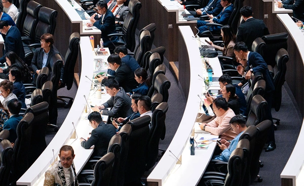 เปิดผลสำรวจ "ดัชนีการเมืองไทย" ได้คะแนน 3.89 จากเต็ม 10 